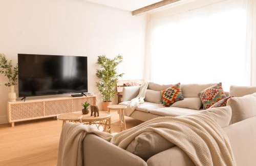 Ametzola Apartment | CARMELO GIL AC by Staynnapartments