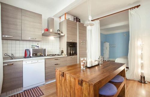 Santo Spirito Apartment | Carmine Suite