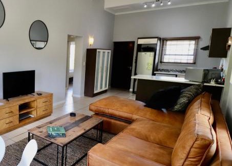 Sandbaai House | Carole's Cottage