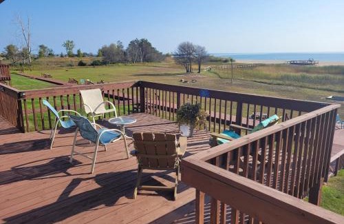 Oscoda House | Carpe Diem 365 - Very Cute Lakefront Condo!