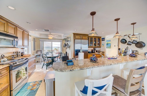 Stuart House | "Carpe Diem":ON the Beach w/heated Pool/hottub & dock.See the Video! DISCOUNTS!