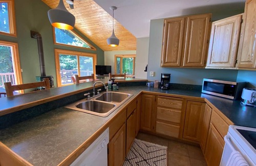 Bayfield House | Carriage House - Chequamegon Bay, Bayfield