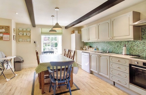 West Burton Cottage | Carriage House - E5119