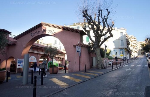 Cannes Old Town Apartment | Carrousel 4
