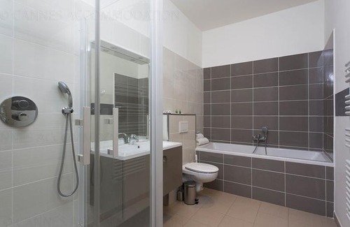 Cannes Old Town Apartment | Carrousel 4