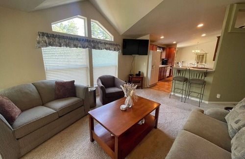 Trinity Center House | CARRVILLE LOOP HOME - SLEEPS 12! NORTH END OF TRINITY LAKE!