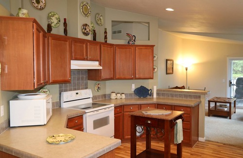 Trinity Center House | CARRVILLE LOOP HOME - SLEEPS 12! NORTH END OF TRINITY LAKE!