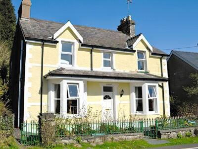 Gwynedd- Snowdonia House | Cartref