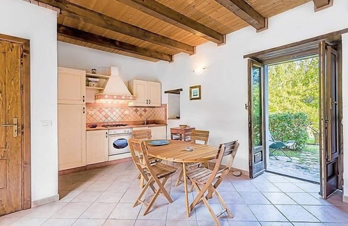 Santa Caterina Dello Ionio Marina House | Casa Iorana B: A characteristic and welcoming apartment located right on the beach, with Free WI-FI.