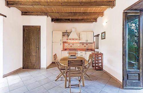 Santa Caterina Dello Ionio Marina House | Casa Iorana B: A characteristic and welcoming apartment located right on the beach, with Free WI-FI.