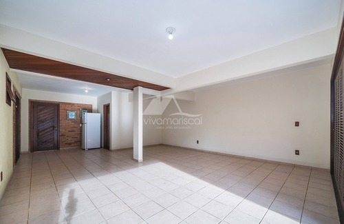 Bombas House | Casa Água Marinha 8 Quartos Para 30 Pessoas a 100 Metros do mar - Vivamariscal