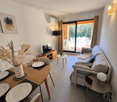 Pianotolli-Caldarello Apartment | Casa 115