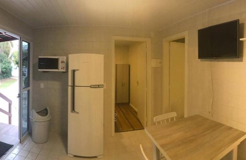 Quatro Ilhas House | Casa 30m da praia - 2quartos
