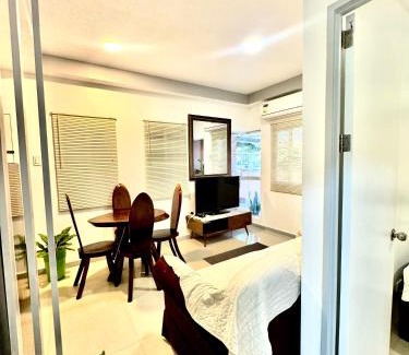 Toril House | Casa Adhara