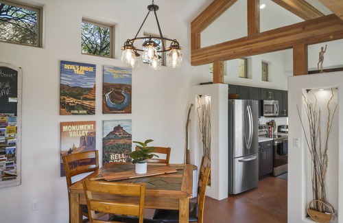 Wickenburg House | *CASA AGAVE* New Fully Appointed! Couples and Meadows Clients. READ REVIEWS!