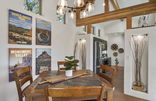 Wickenburg House | *CASA AGAVE* New Fully Appointed! Couples and Meadows Clients. READ REVIEWS!