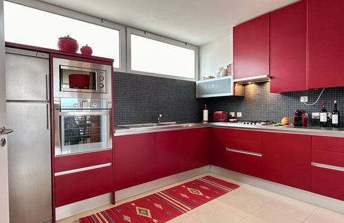 Foz do Arelho House | Casa Andorinha - Luxury Villa With Private Pool & Coastal Views