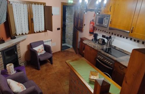 Intriago House | CASA ANGELITA INTRIAGO CANGAS DE ONis