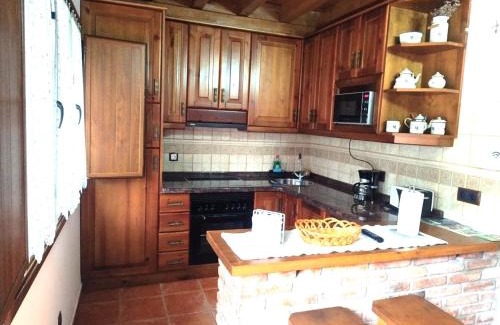 Intriago House | CASA ANGELITA INTRIAGO CANGAS DE ONis