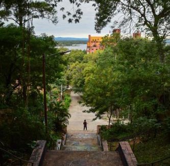 San Bernardino House | Casa Angi, con jardín y piscina en Sanber