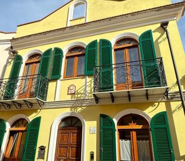 Iglesias Apartment | Casa Antonietta - SHARDANAPARTMENTS