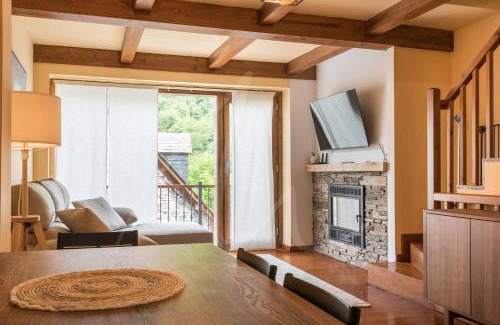 Las Bordas House | Casa Artiga de Lin by SeaMount Rentals