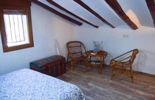 Torrijo del Campo House | Casa Azafrán