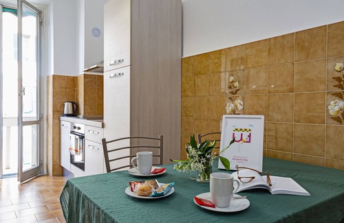 Albaro Apartment | Casa Azzurra by Wonderful Italy