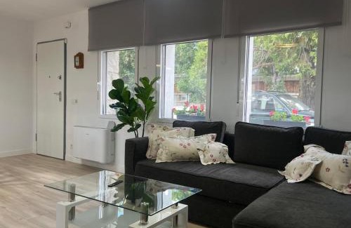 La Pradera de Navalhorno House | Casa Barrionuevo 2