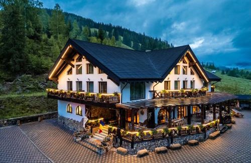 Fundu Moldovei House | Casa Baciu Colacu