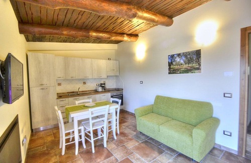 Marina di Casal Velino House | Casa Biancolilla B: A welcoming apartment situated at a short distance from the beach, with Free WI-FI.