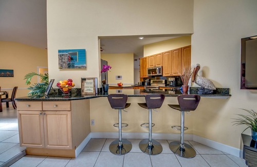 Fort Myers Villa | Casa Blue Horizon - Pool with Canalview - 4 Bedrooms - 3 Bath - Southex.