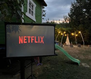 Comarnic House | Casa Bunicii Comarnic