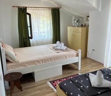 Comarnic House | Casa Bunicii Comarnic