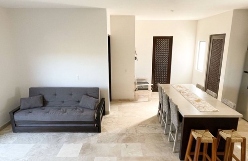 Buenavista House | Casa BV: Beautiful house short walk from beach