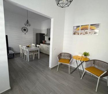 Los Llanos House | CASA CALAMICHE