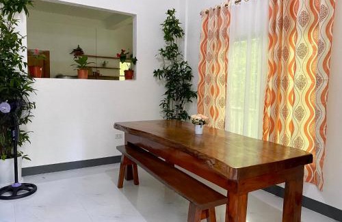 Tagaytay House | Casa Calanog