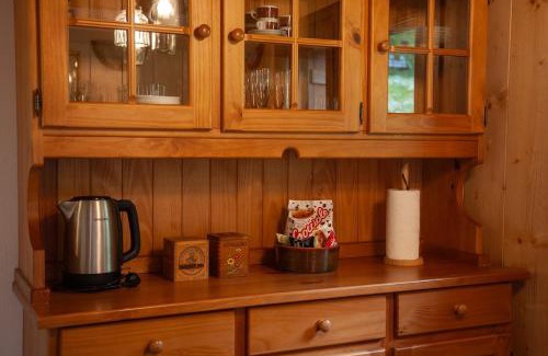 Cantone Ski Chalet | Casa Cantone Devero-baita storica con balcone e giardino, posizione comoda e soleggiata- spazio biciclette