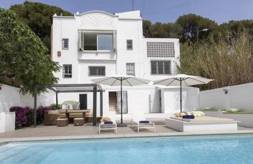 El Canyet House | CASA CANYET con piscina a un paso de Barcelona y la playa