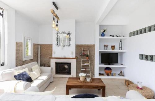 El Canyet House | CASA CANYET con piscina a un paso de Barcelona y la playa