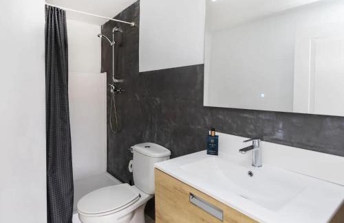 El Canyet House | CASA CANYET con piscina a un paso de Barcelona y la playa