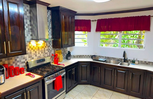 San Ignacio House | Casa Carimi - 3BR vacation home, family or group seeking relaxation & exploring.