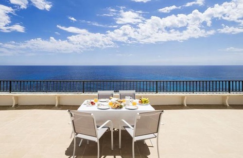 Provensals House | Casa Carol on the rocks MHM