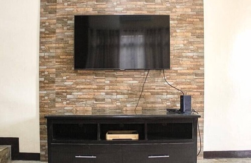 Alaminos House | CASA CECILIA - ENTIRE HOUSE LOCATED NEAR 100 ISLANDS