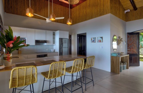 Dominical Villa | Casa Cecilia: Gem of the Pacific!