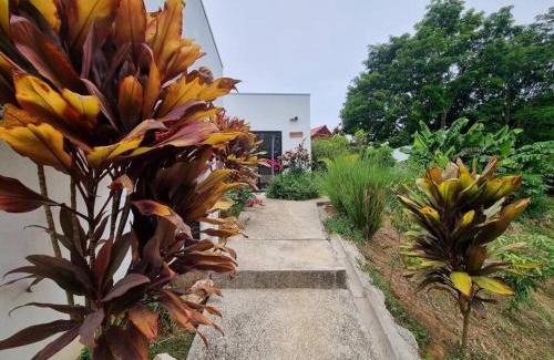 Samara Villa | casa Charlyna