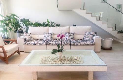 Jurere House | Casa com 4 suítes em Jurerê Internacional