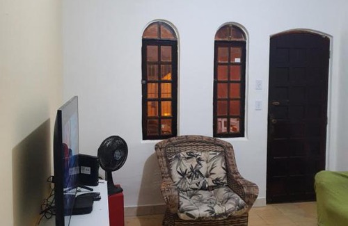 Aviacao House | Casa com piscina para temporada em Praia Grande