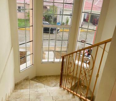 La Ceiba House | Casa confortable