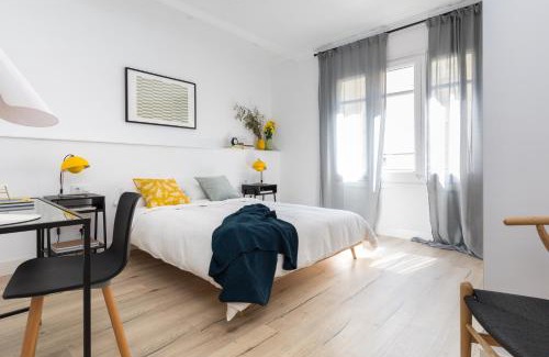 L'Antiga Esquerra de l'Eixample Apartment | Casa Cosi - Eixample 3